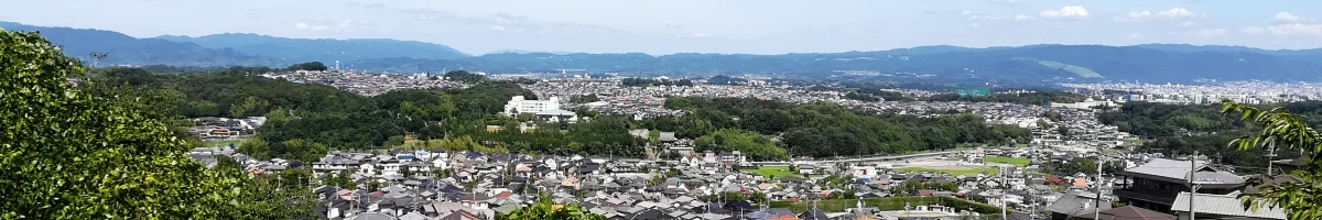夏のあすか野遠景